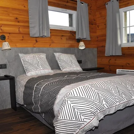 Des Ours Apartament *